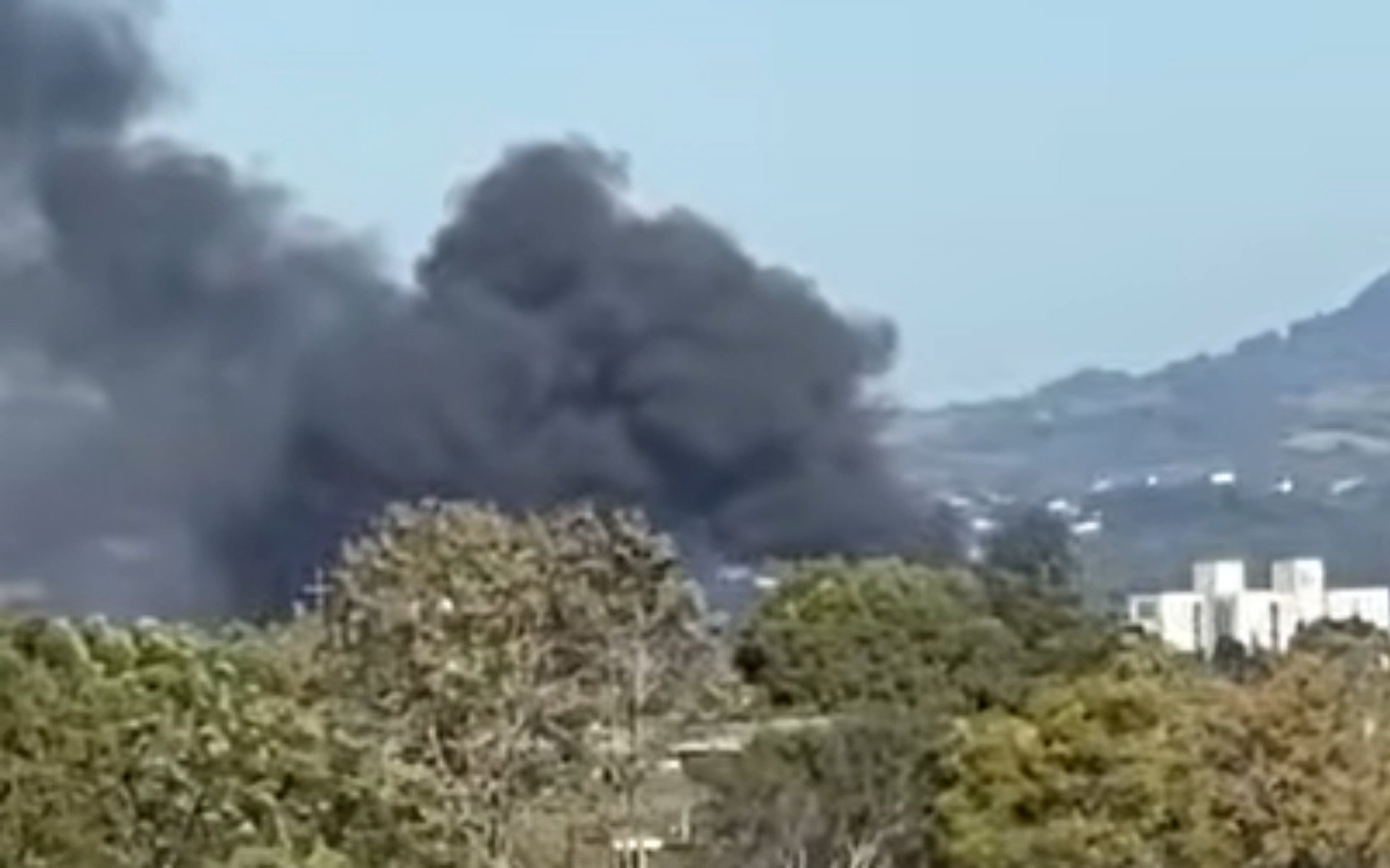 Incêndio atinge gráfica de Novo Hamburgo | abc+