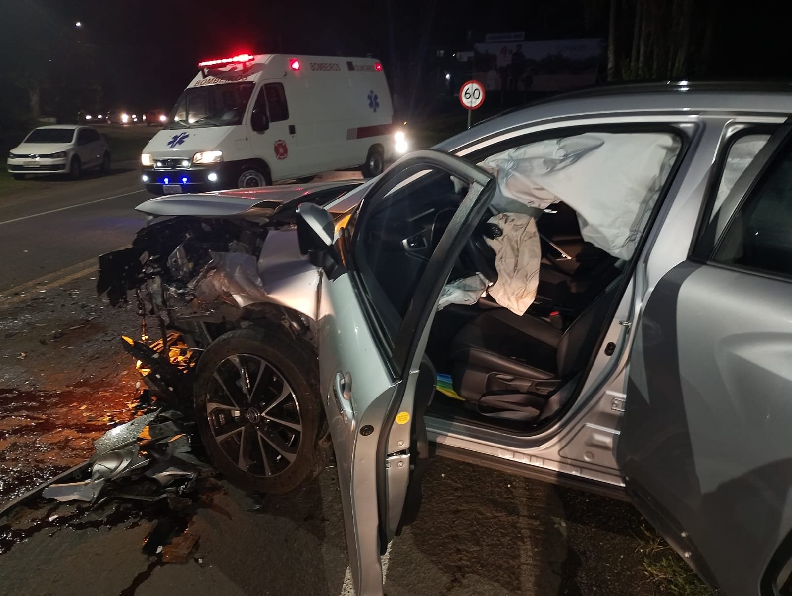 Acidente na BR-116 deixa dois feridos em Picada Café