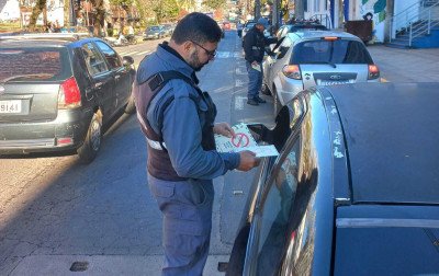 Maio Amarelo alerta para conscientização de motoristas e pedestres; conheça o projeto Gramado Zero Infrações