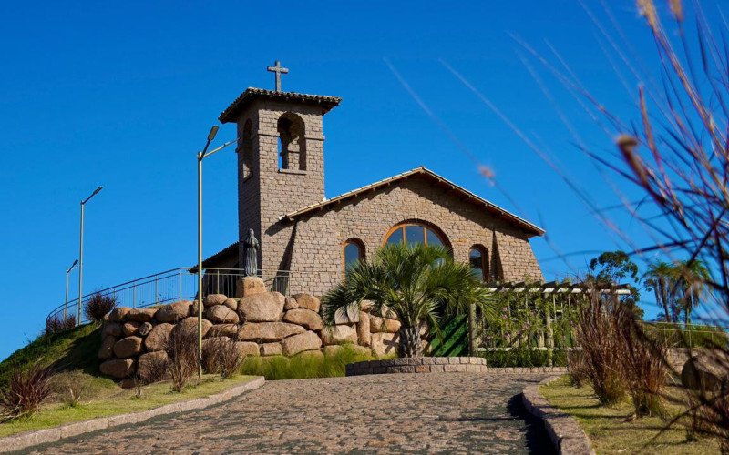 Capela Roccaporena | abc+