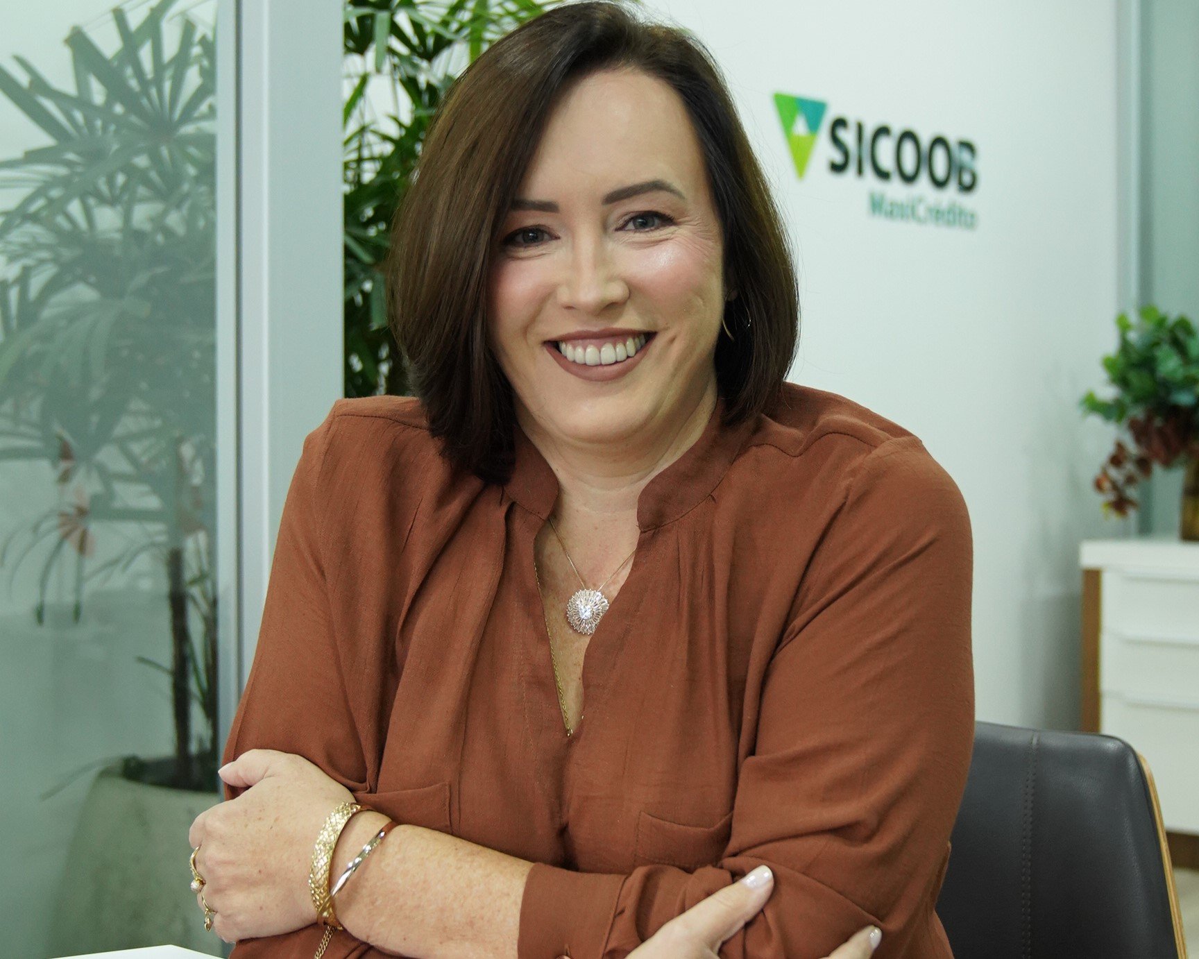 Cooperados do Sicoob MaxiCrédito tiveram R$ 1 bilhão em economia em 2025