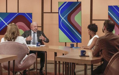 "Vamos ver quem é quem": Lula critica tentativa de criar período de transição para redução da jornada de trabalho