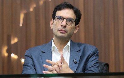 Relator da PEC 6x1 pede que deputados retirem destaques que acabam com transição