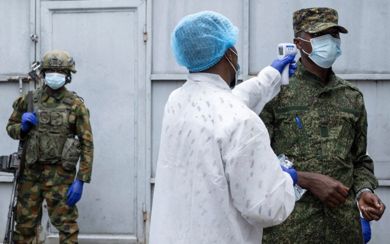 Ebola: dez países africanos estão sob alto risco, diz agência | abc+