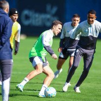 Grêmio confirma saída do volante Arthur