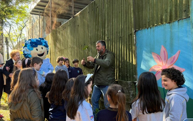 Projeto Hortênsia inicia ações nas escolas para resgatar a essência e fortalecer a identidade de Gramado