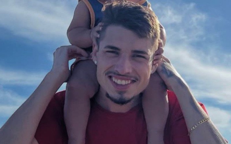 Vitor Leonardo Nunes Botta, de 27 anos, não resistiu aos graves ferimentos após dias internado no Hospital Municipal | abc+