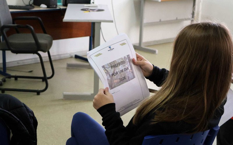 Alunos destaques dos 4º anos realizam a prova do concurso Prefeito por um Dia em Nova Petrópolis