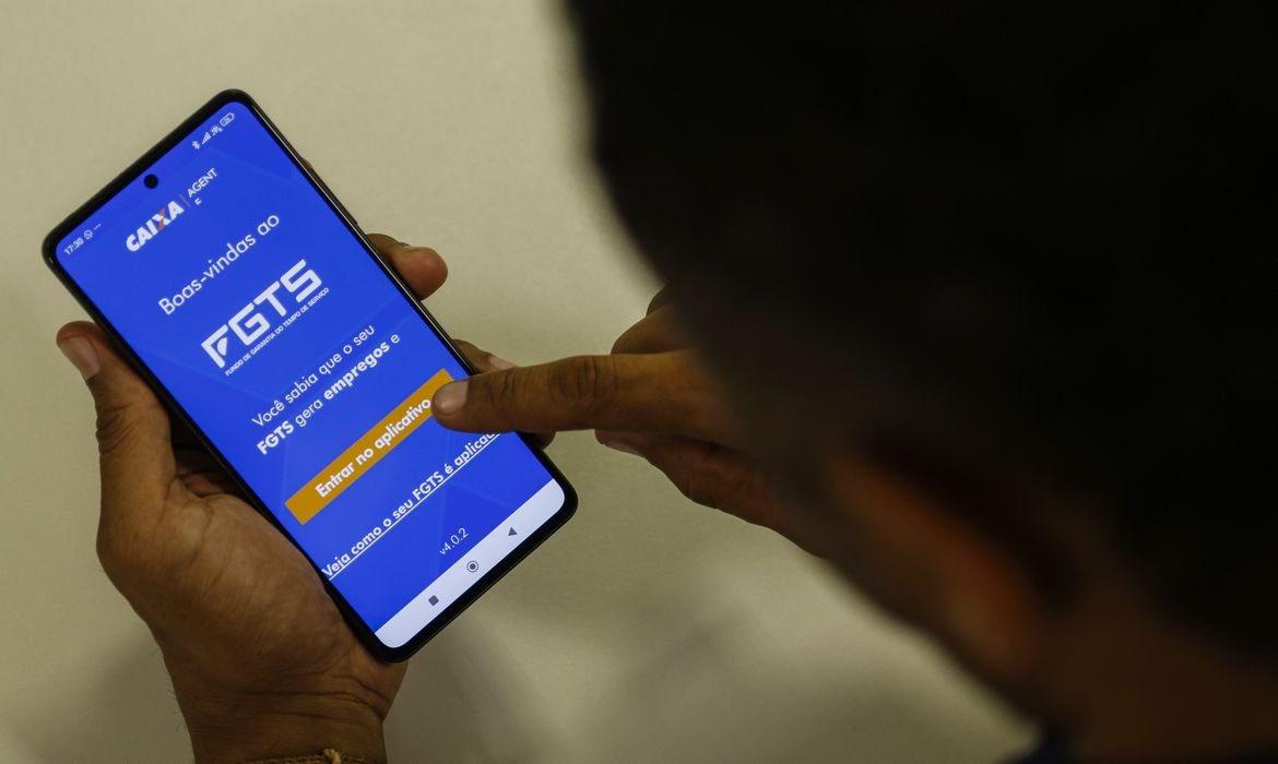 Desenrola Brasil: Uso do FGTS para pagar dívidas começa nesta segunda