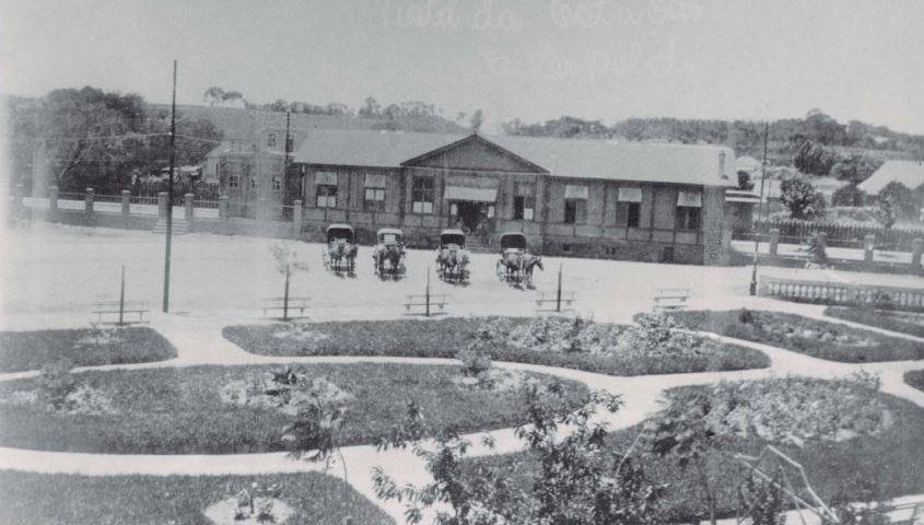 Foto da antiga estação do trem em São Leopoldo (onde hoje é o Museu) que será modelo da nova maquete de Silva