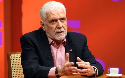 Ex-sócio do Master emprestou avião e bancou camarote de show nos EUA para Jaques Wagner, diz PF
