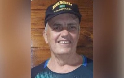 Familiares e amigos se despedem de motociclista que morreu após acidente na BR-116, em Novo Hamburgo