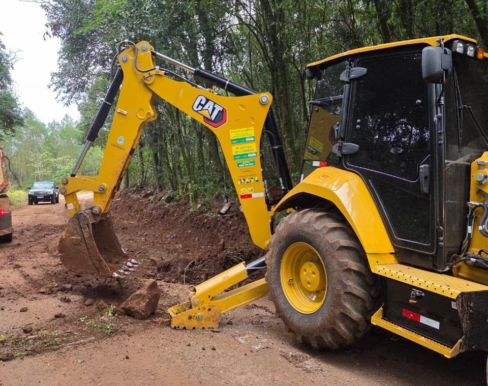 Estrada na Linha Araripe recebe obras de alargamento; veja previsão de conclusão