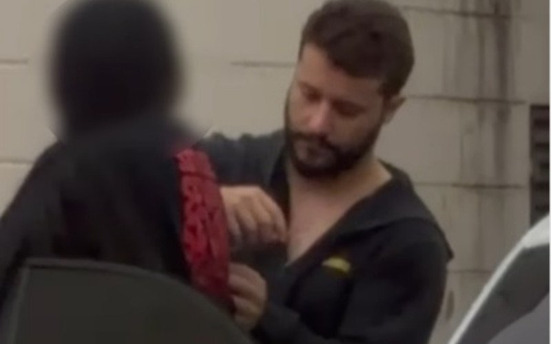 Falso médico foi flagrado aplicandp injeção na rua | abc+
