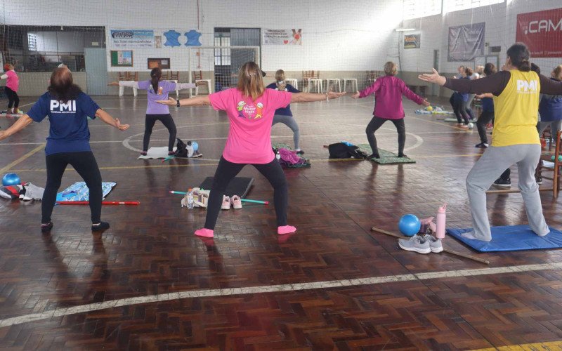 Programa Melhor Idade oferece aulas de pilates e ritmos para o público idoso em Novo Hamburgo