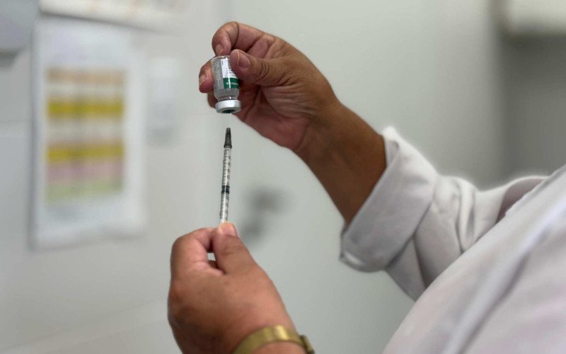 Vigilância Epidemiológica faz alerta para baixa procura por vacinas entre crianças e adolescentes