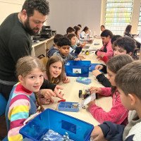 A paixão pela robótica gera frutos na Emeb Imperatriz Leopoldina