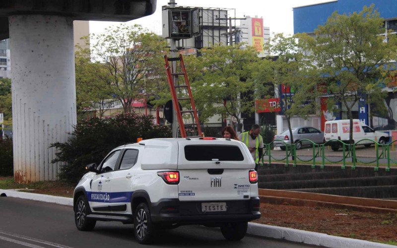 Equipes realizaram a aferição dos radares de velocidade na manhã desta quinta-feira (28), em Novo Hamburgo