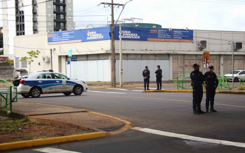 Equipes realizaram a aferição dos radares de velocidade na manhã desta quinta-feira (28), em Novo Hamburgo