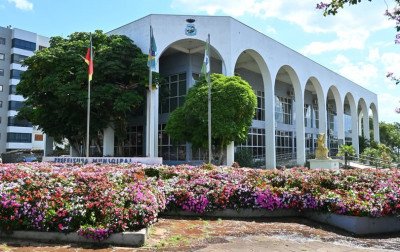 Prefeitura de Dois Irmãos abre concurso e processo seletivo com salários de até R$ 10,3 mil