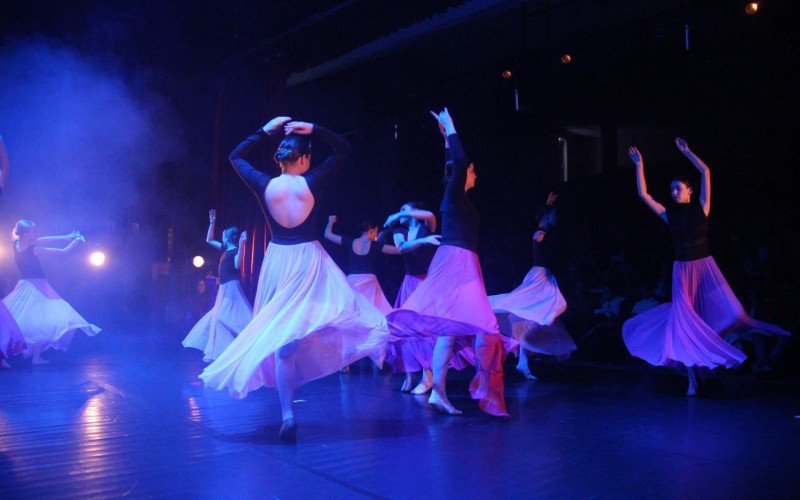 Alunos fizeram apresentações ao longo do dia