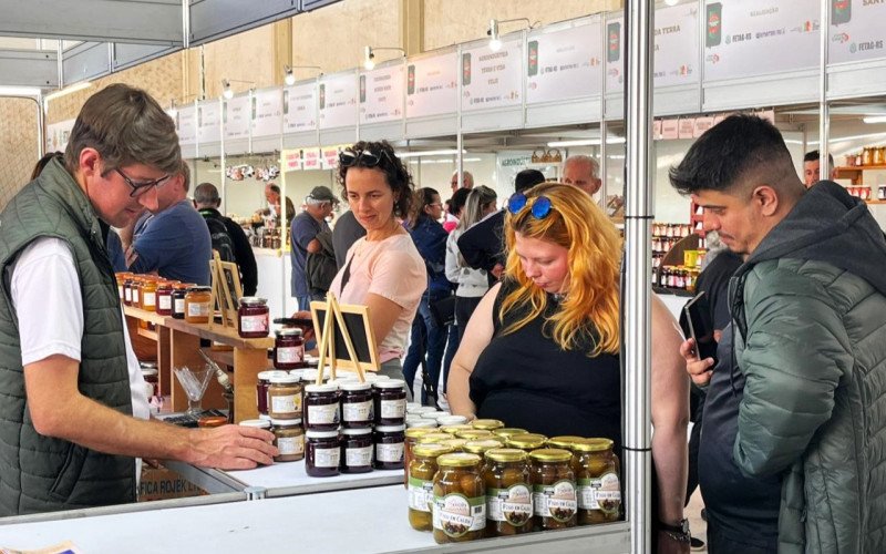 Feira também conta com área da agricultura familiar