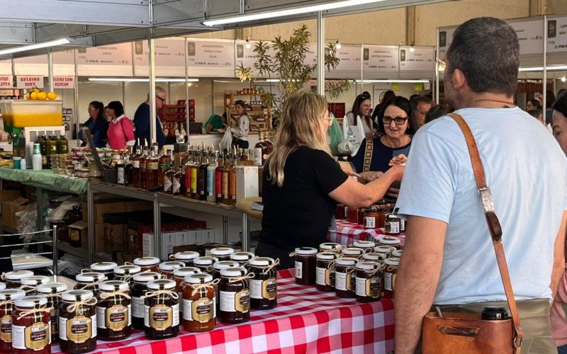 Feira também conta com área da agricultura familiar