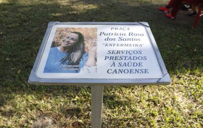 "Ela desejaria ser lembrada por sua alegria": Praça em homenagem a enfermeira é inaugurada em Canoas