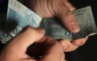 Desenrola Brasil: Saiba como usar FGTS para pagar dívidas em atraso
