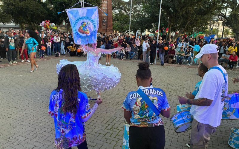 2º Brique São Leo lotou a Praça do Imigrante neste domingo (31) - apresentação da escola de samba Estação Primeira de São Leo