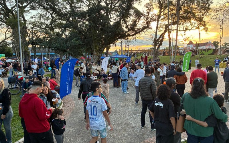 2º Brique São Leo lotou a Praça do Imigrante neste domingo (31) 