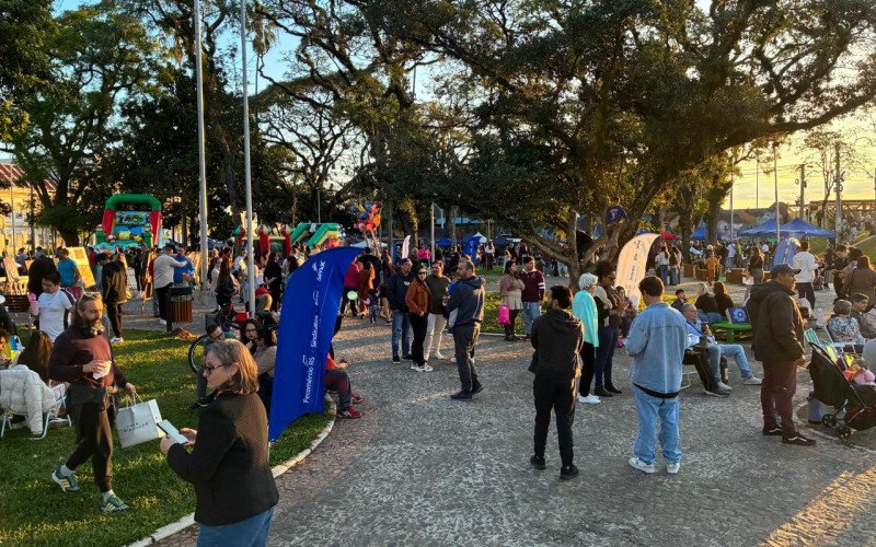 2º Brique São Leo lotou a Praça do Imigrante neste domingo (31) 