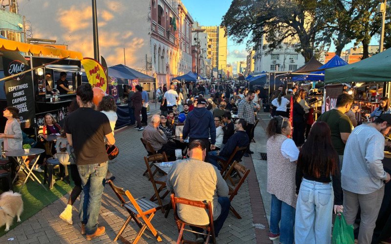 2º Brique São Leo lotou a Praça do Imigrante neste domingo (31) 