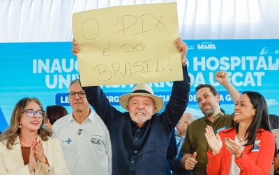 Lula diz que está esperando telefonema de Trump para explicar o que aconteceu sobre tarifas