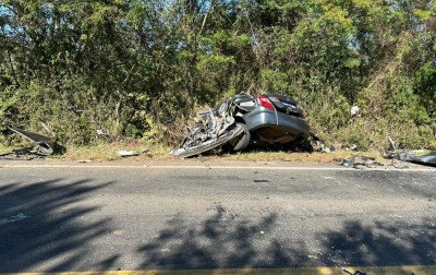 Identificado homem que morreu em colisão frontal entre carro e carreta na RS-239