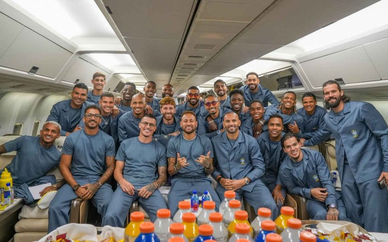 Equipe brasileira partiu de avião do Rio de Janeiro na noite desta segunda-feira (1º) | abc+