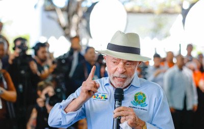 Marco Rubio "é latino-americano frustrado", diz Lula a ministros