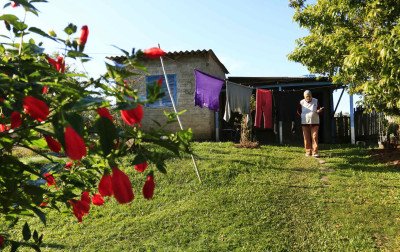 Como está a retirada das famílias das áreas de risco em Canoas