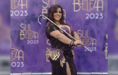 "Ainda estamos tentando acreditar que você partiu tão cedo": Alunas se despedem da professora de dança Vanessa Raithz