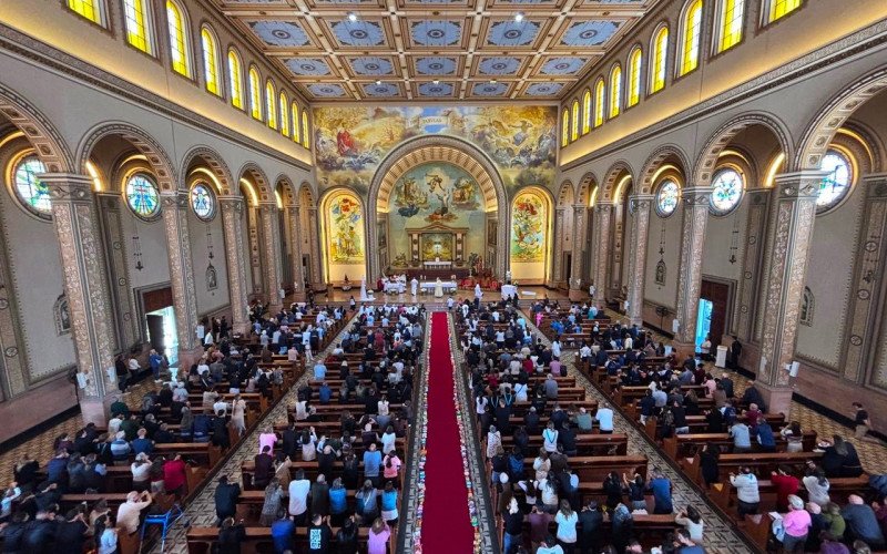 Celebração de Corpus Christi da Catedral São Luiz Gonzaga