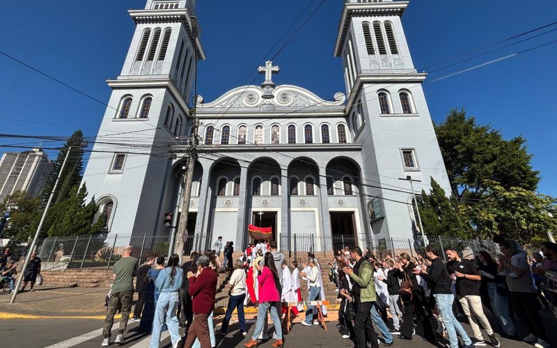 Celebração de Corpus Christi da Catedral São Luiz Gonzaga