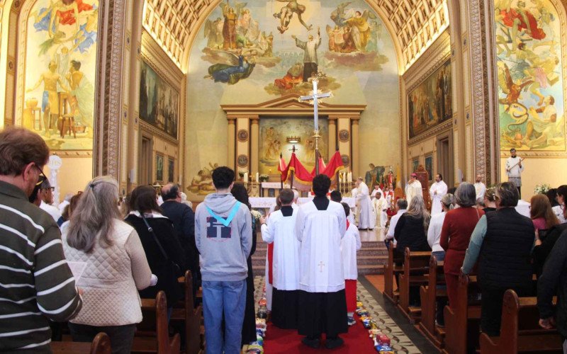 Celebração de Corpus Christi da Catedral São Luiz Gonzaga