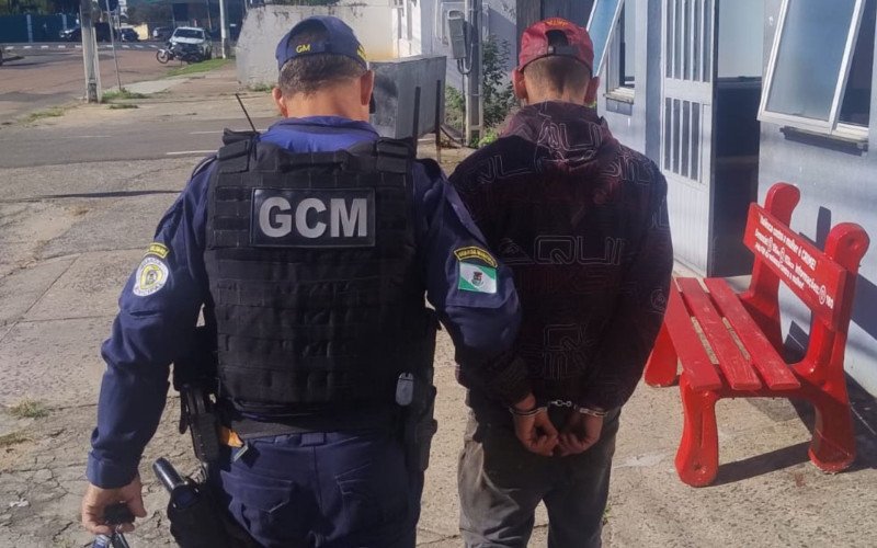 Homem descumpre medida protetiva pelo segundo dia consecutivo e é preso em Estância Velha  | abc+