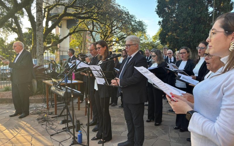 Paróquia Nossa Senhora da Piedade, de Hamburgo Velho, Novo Hamburgo, celebra Corpus Christi
