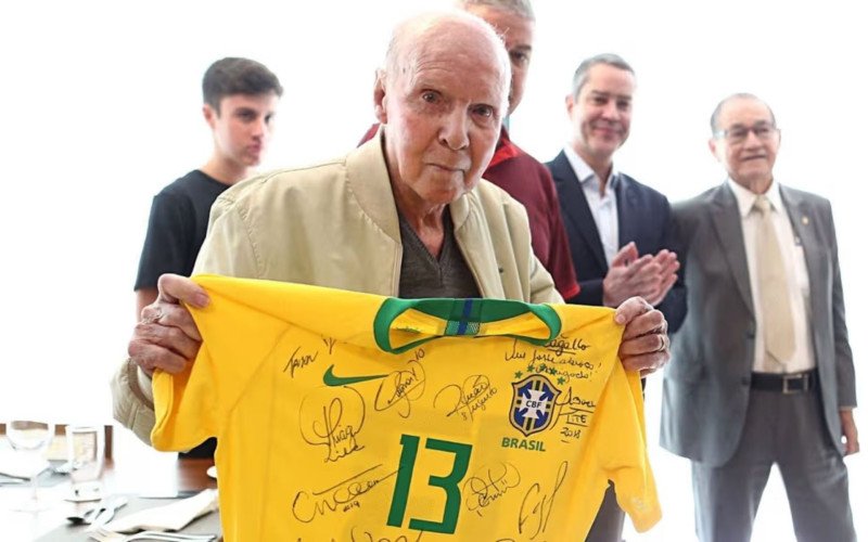 O lendário Zagallo, tetracampeão do Mundo, gostava muito do número 13 | abc+