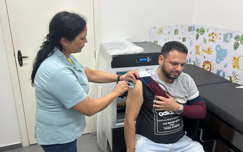 Jorge comenta que n&atilde;o conseguiria ir durante a semana