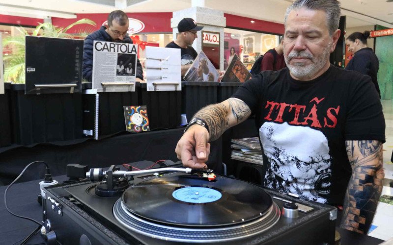 O empresário Sérgio Garbini é o responsável pela organização da Feira do Vinil no Canoas Shopping | abc+