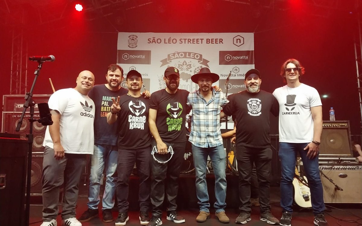 9&ordf;edi&ccedil;&atilde;o do S&atilde;o Leo Street Beer com banda CarneKrua