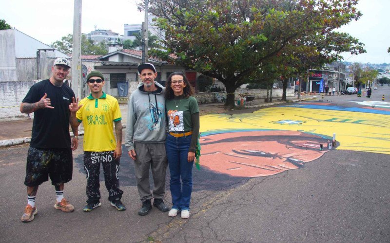Pedro Benjamim, Joacaz Art, Rafael Jung e Daniele Batista construíram a arte no bairro Pátria Nova