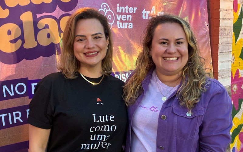 Raquel Mazuco e Julia Rolim na Segunda edi&ccedil;&atilde;o do A Rua &eacute; Delas reuniu cerca de 25 empreendedoras
